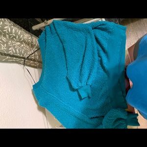 Rue 21 sweater crop top